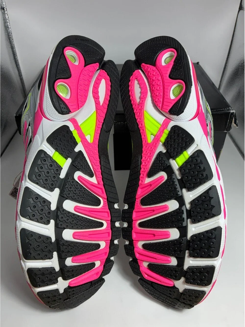 Size 12 - Adidas Adistar Control 5 Core Black Lucid Pink